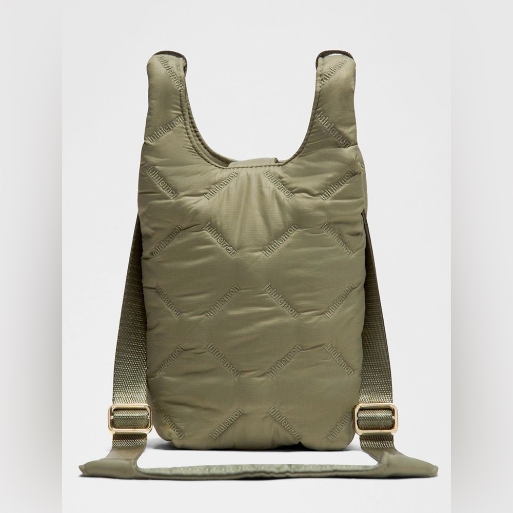 LULULEMON Quilty Pleasures Phone Crossbody Bag 1L, Bay Leaf Green - Picture 2 of 7
